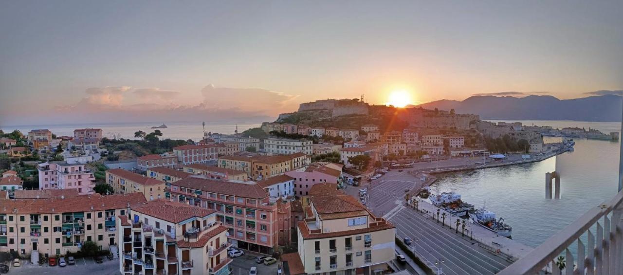 Mare Fuori Lägenhet Portoferraio Exteriör bild