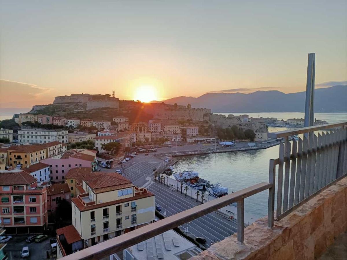 Mare Fuori Lägenhet Portoferraio Exteriör bild